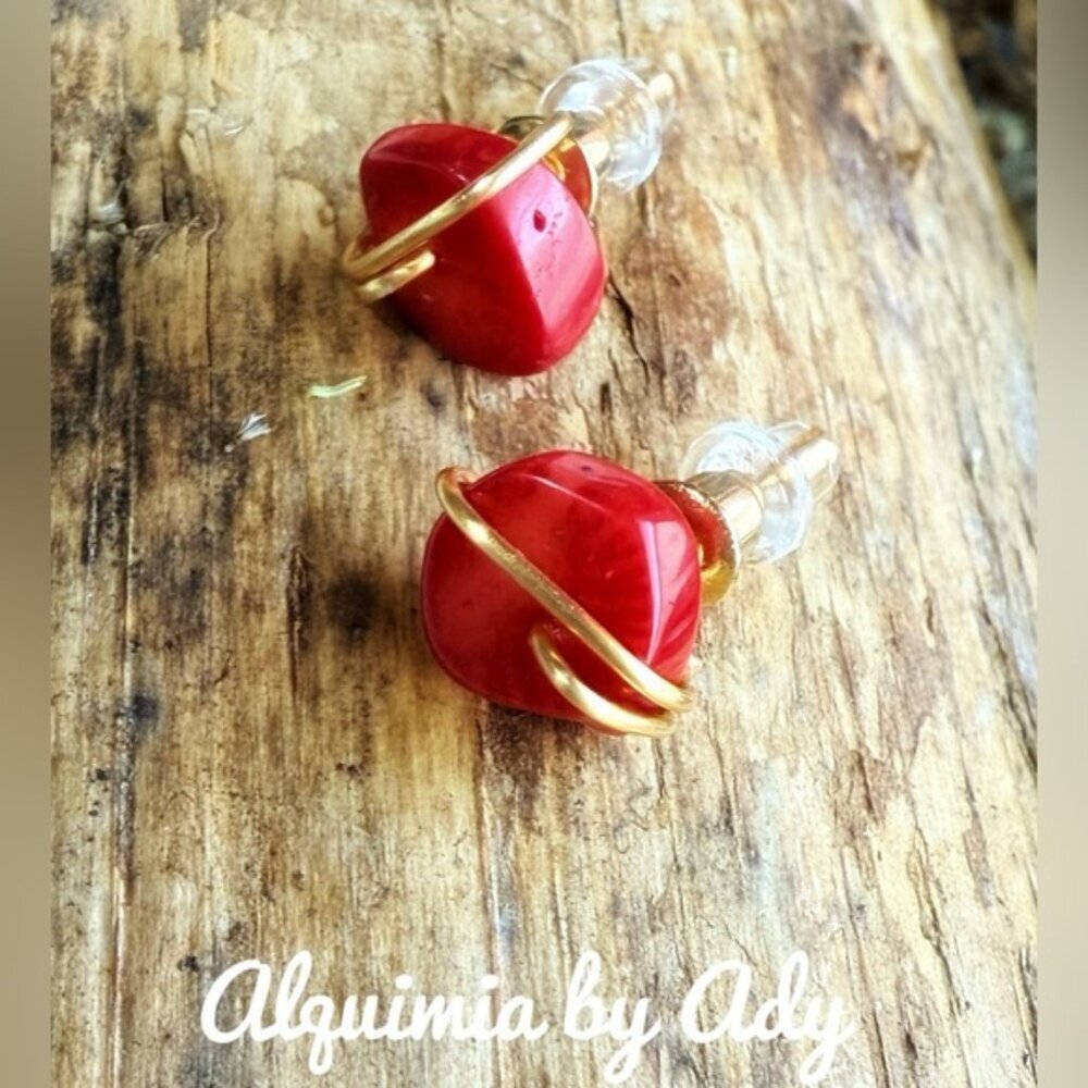 Vintage Coral Chip Earrings — Puebla Museum Spirals, Reworked